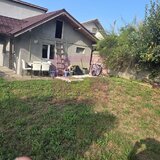 Casa cu 3 camere de vanzare in Campina
